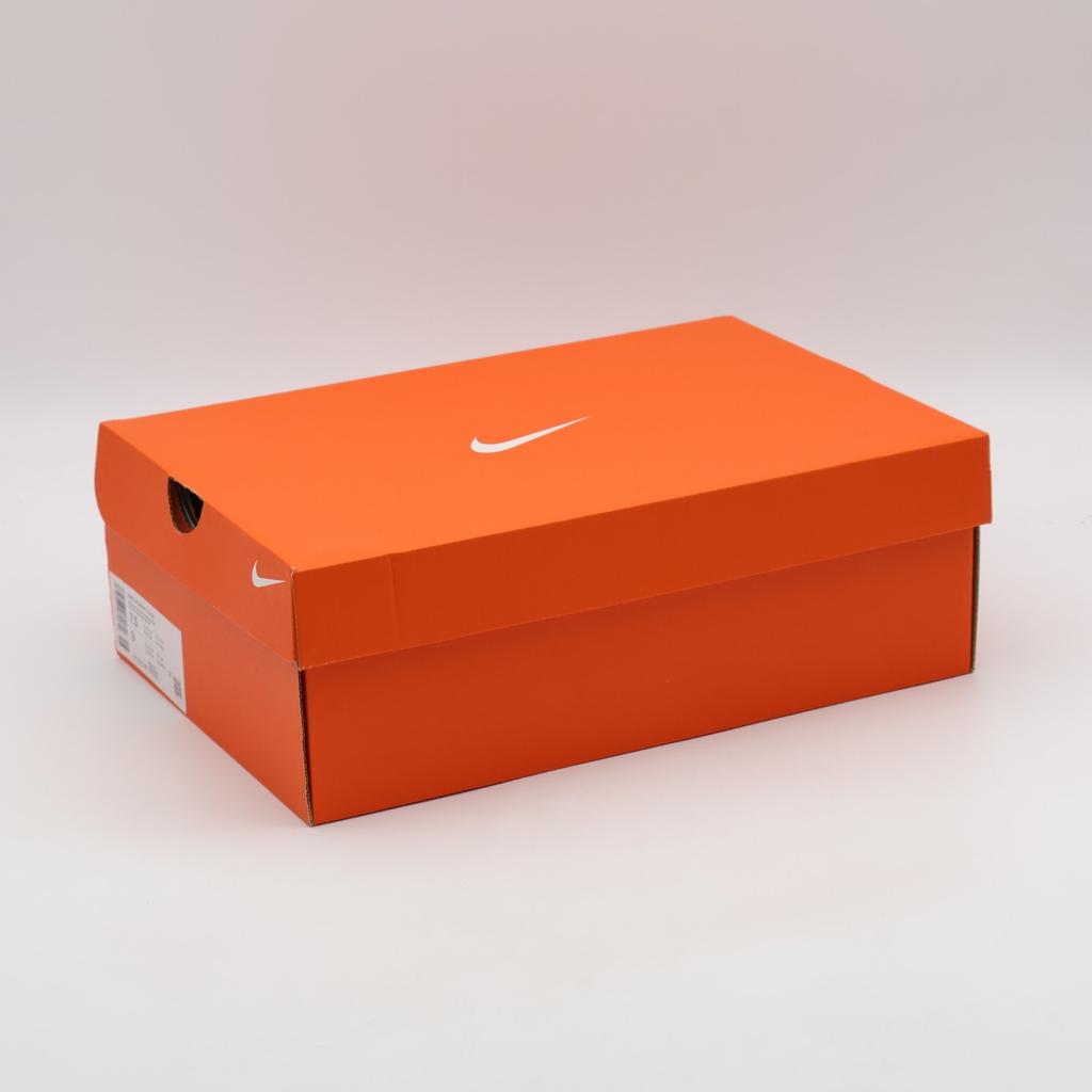 IW1250-398 Nike Vomero 18 SE "Frosted Spruce/Tar" (Men's)