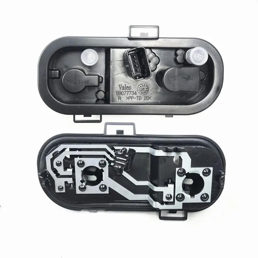 Rear Tail Light bulb holder Bulb Socket For Nissan Qashqai 2008 2009 2010 2011 2012