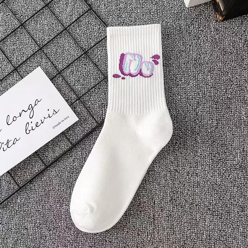 Trendy White Cotton Sports Socks for Couples - Mid-Calf, Autumn/Winter Men's Basketball Long Socks