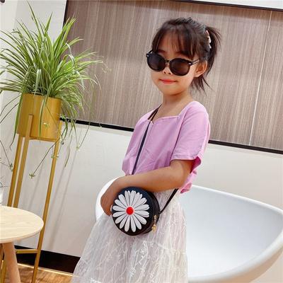 1 Piece  Fashion Messenger Bag for Girls Simplicity Daisy Crossbody Bag for Toddler Portable Travel Little Girl Coin Bag