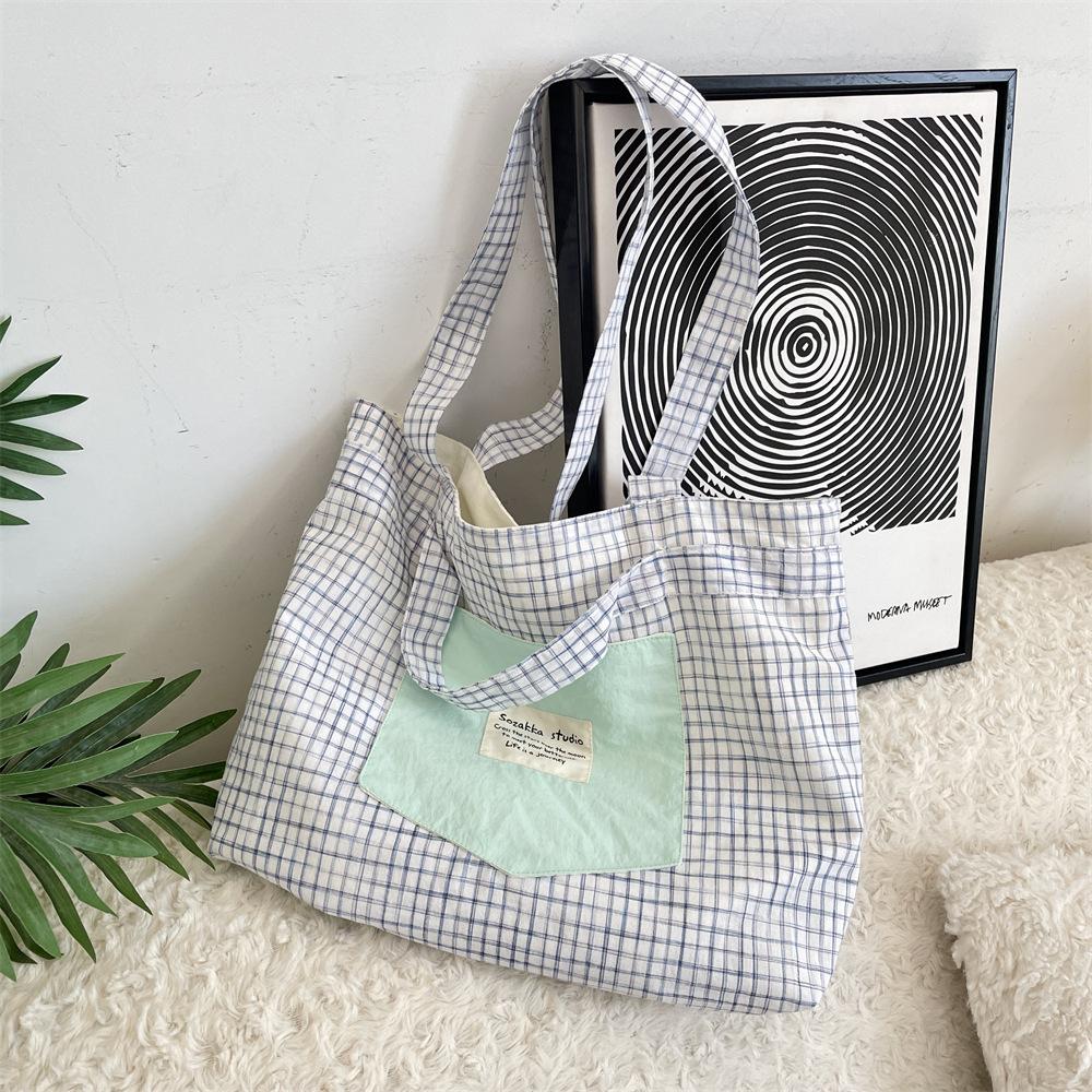 2 Casual Splicing Plaid Large-capacity Tote Bag New Niche Portable Shoulder Bag Class Bag