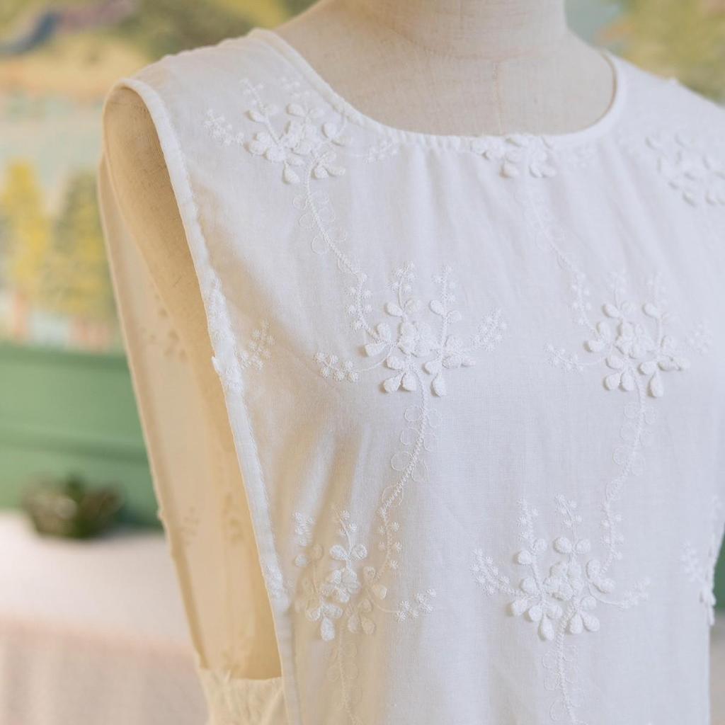 French-Style Luxury Cotton Embroidered White Apron Dress