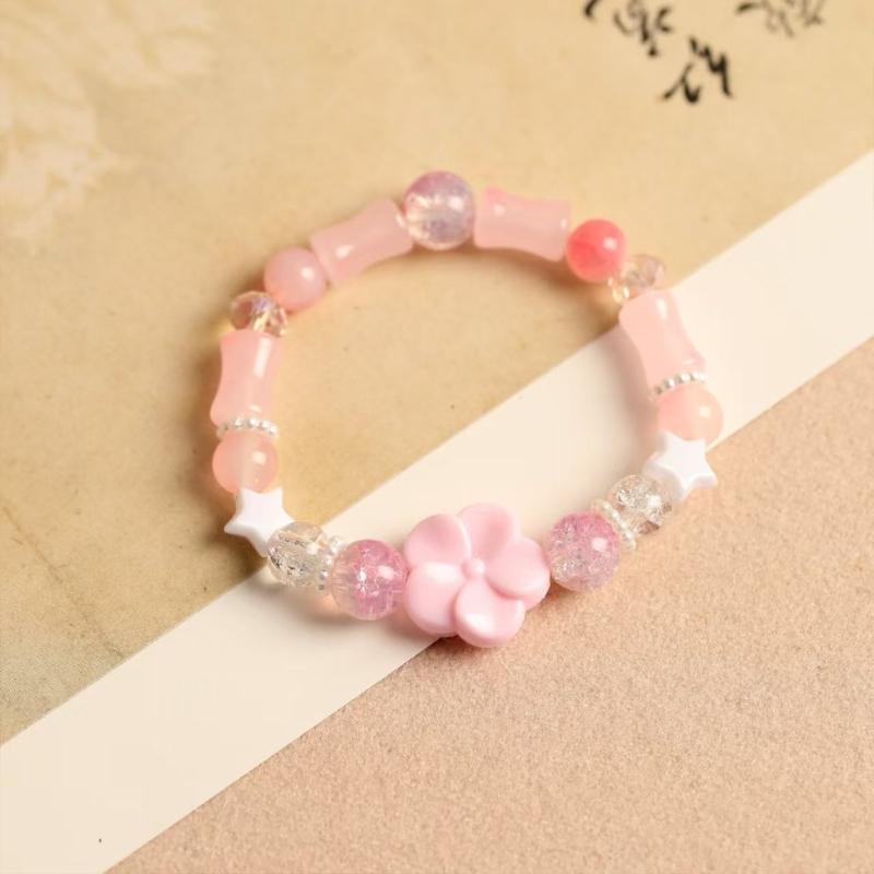 Elegant Dopamine Flower Designs Bracelet Crafted from Sturdy Resin Materials for Daily Wear and Styles Enhancement