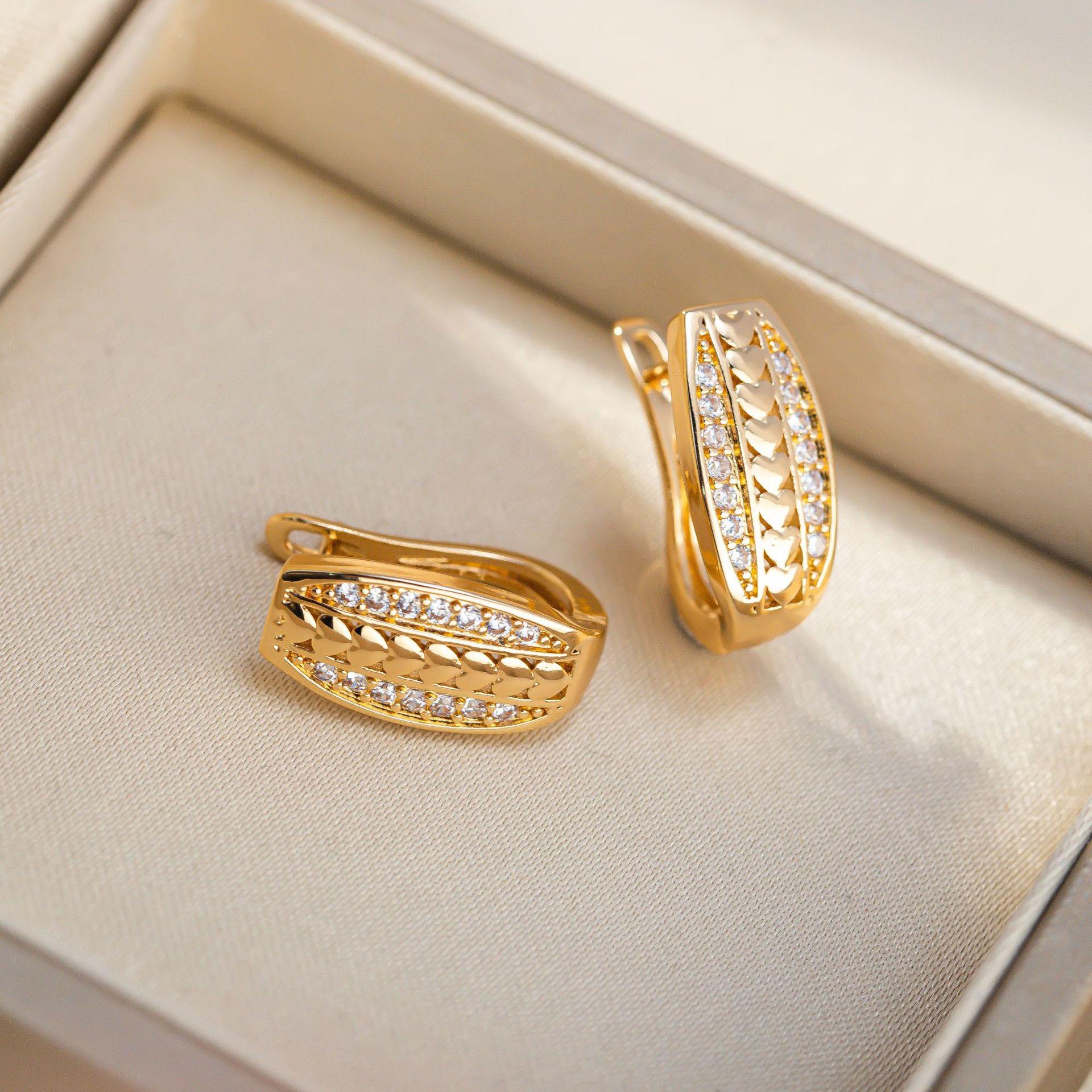 Korean Style Double Row Rhinestone Gold-Plated 18k Zircon Stud Earrings: Light Luxury Design