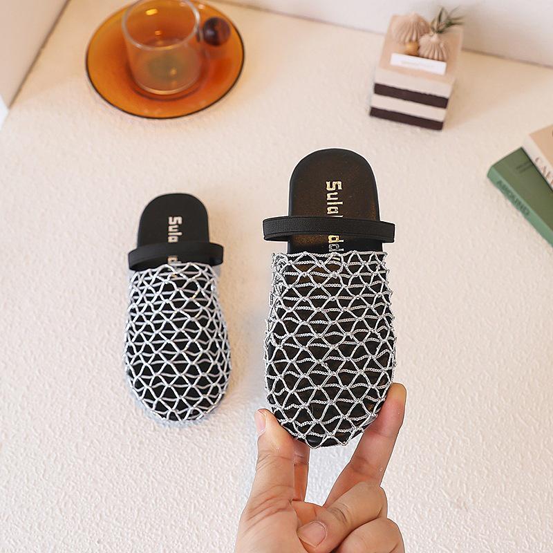 2026 Stylish Hollow Beach Sandals for Girls - Soft Bottom Outdoor Princess Slippers 23