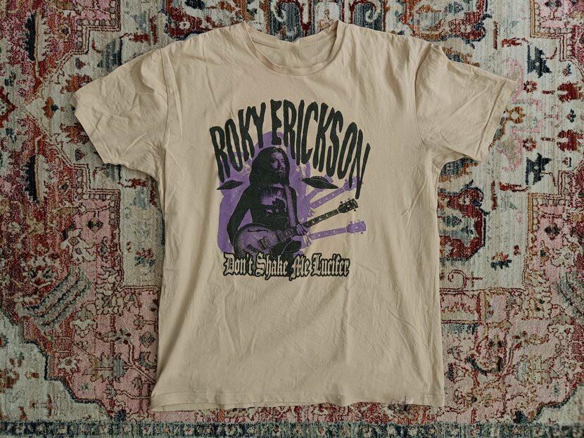 

Roky Erickson Sand Cotton All size S-5XL Gift Fan Shirt AD357 Unisex T-Shirt M