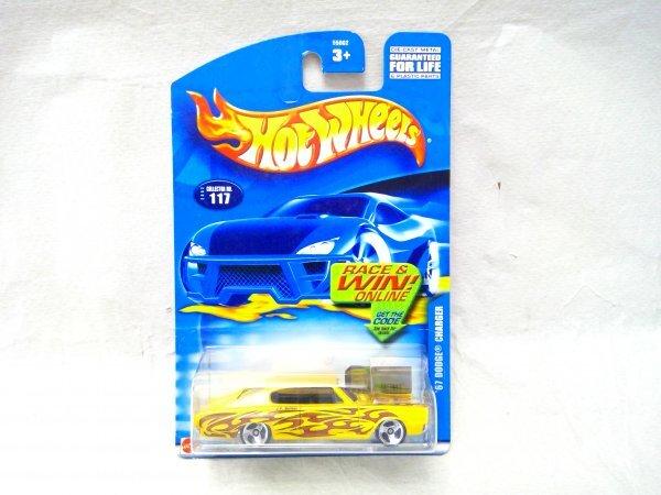 Hot Wheels Dodge Charger #67