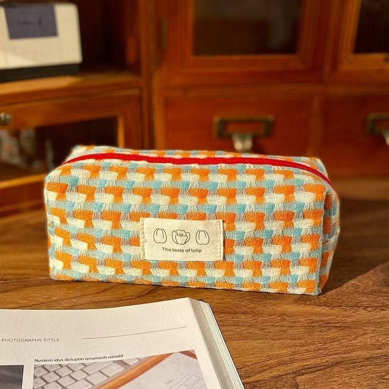 Crocheted Stylish Pencil Case—Cute and Minimalist Storage Pencil Case for Students—Large-Capacity Stationery Organizer