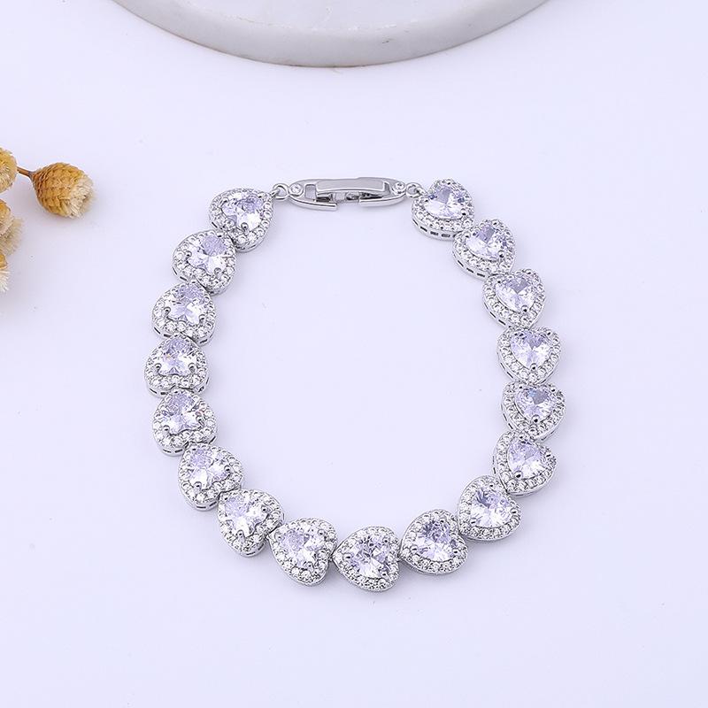 Koreanische Version Herzförmiges Edelsteinarmband mit Vollbesatz und Platinbeschichtung