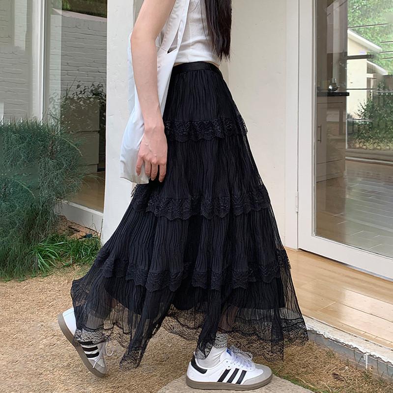 Qooth Lace Patchwork Pleated Fairy Tiered A-Line Maxi Skirt High-Waist Slimming Layered Cake Long Skirt for Women QT2866