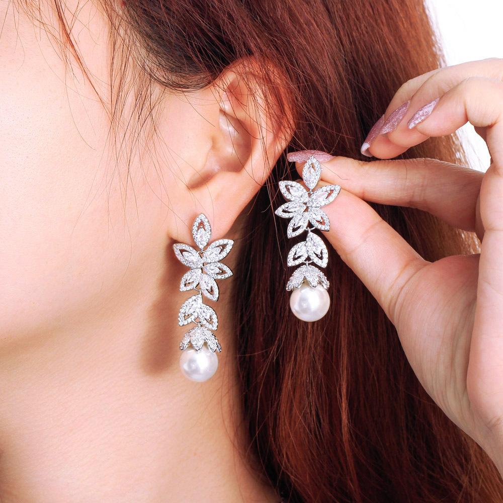 Nadel Leichter Luxus Blatt Voll Diamant Perlenohrringe Leicht Eingelegter Zirkon High-End Temperament Ohrringe Ohrringe