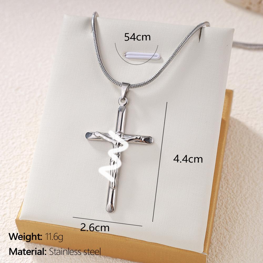 

Unisex Hip Hop Titanium Steel Cross Necklace - Fashionable, Fade-Resistant Pendant Chain