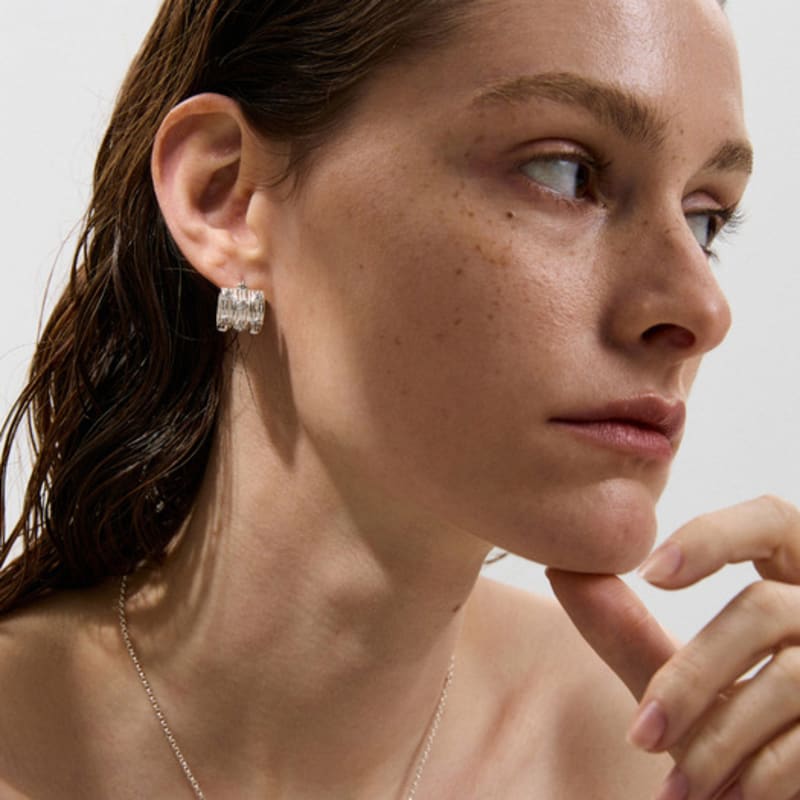 Ahjeong VINE _ E. SILVER / W