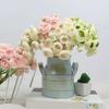 Decorațiuni pentru casă – Flori decorative şi coroane de flori