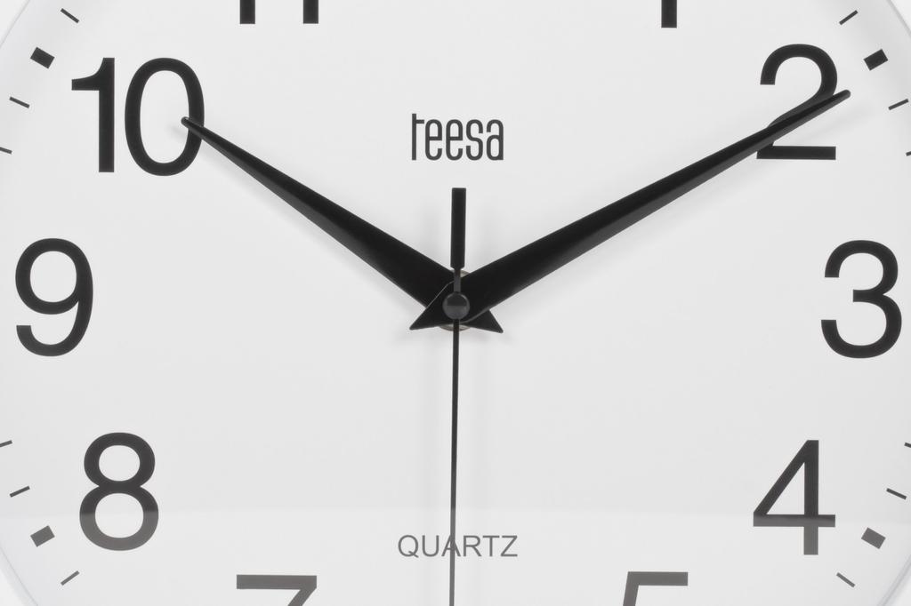 Wall Clock 25 Cm Teesa White Modern Silent