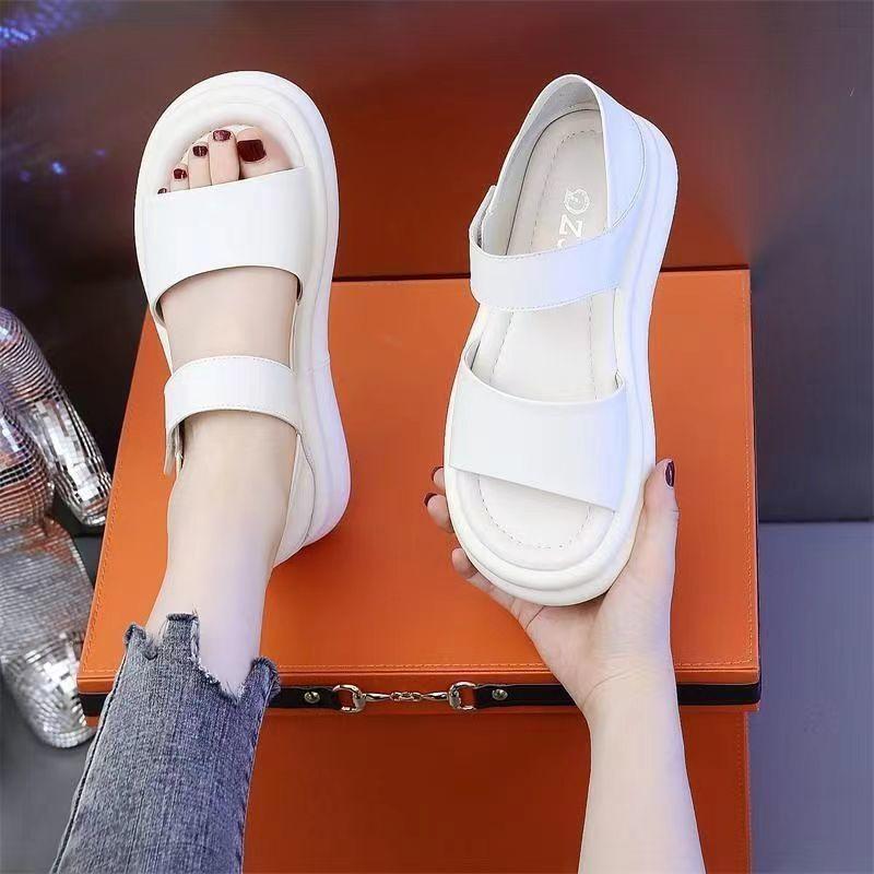 Internet Celebrities Popular Platform Sandals Women Wear 2025 Summer New Fashion Versatile Height Stepping On Shit Feeling Beach Sandals