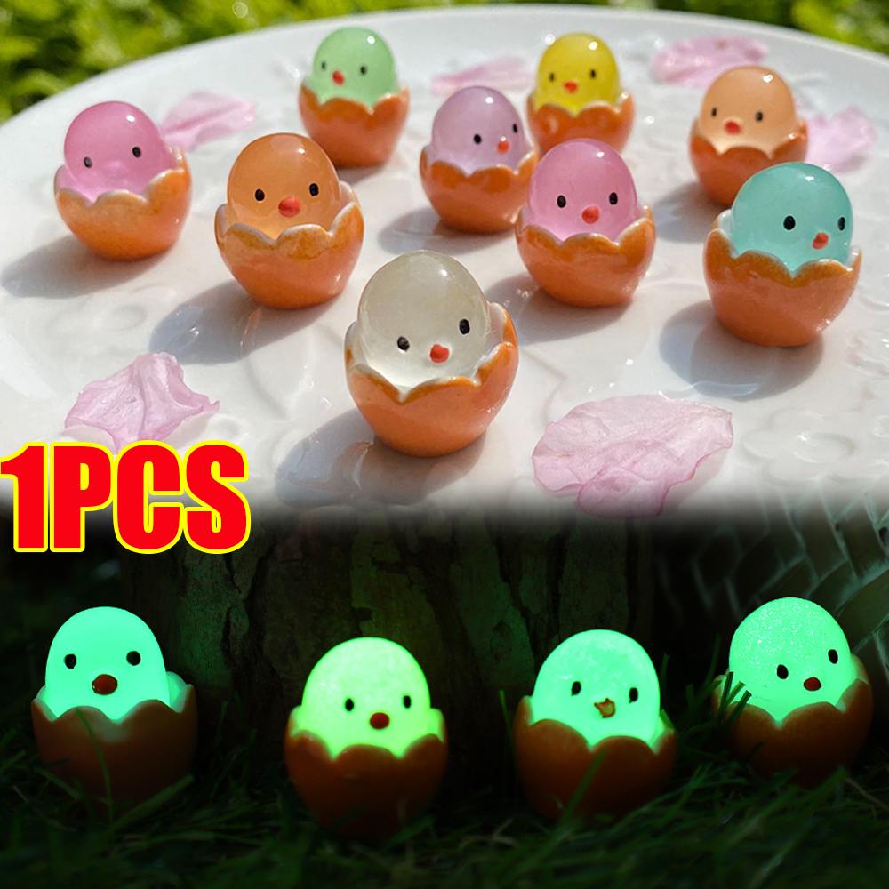 Auto Nachtleuchtendes Ornament Auto Mittelkonsole Cartoon Niedlich Leuchten Anhänger Mikro Landschaft Auto Innenraum DIY Dekorative Harz Ornament