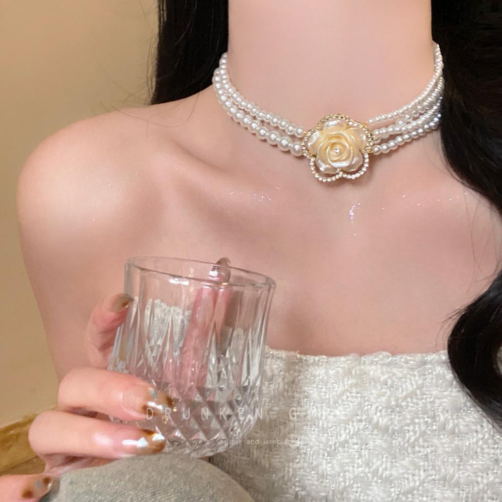 French Super Immortal Court Style Diamond Resin Flower Pearl Necklace Accessories Women's Sweater Chain Necklace