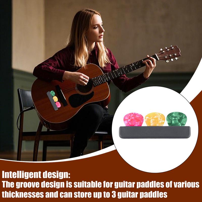 Guitar Pick Holder with 3 picks Plastic Plectrum Case Built-in antislip teeth Quick Storage Not easy to fall(pick colors random)