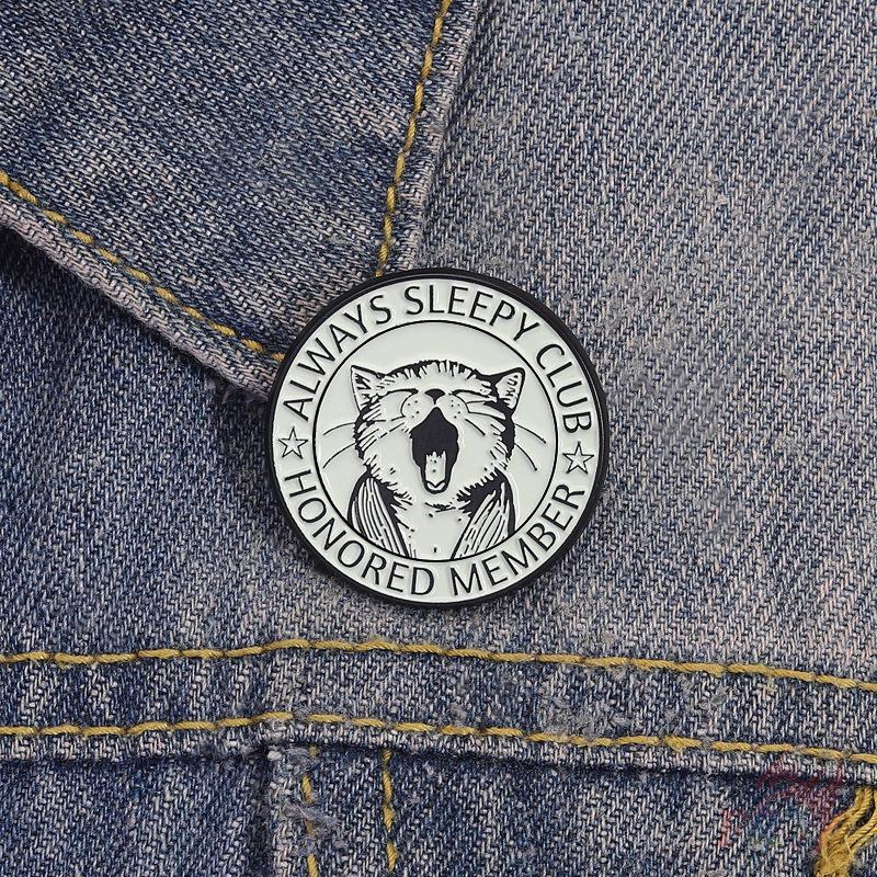 1Pc The Yawning Cat. Always Sleepy Club Honored Member Brooches - Doodle Enamel Backpack Button Pins Badges