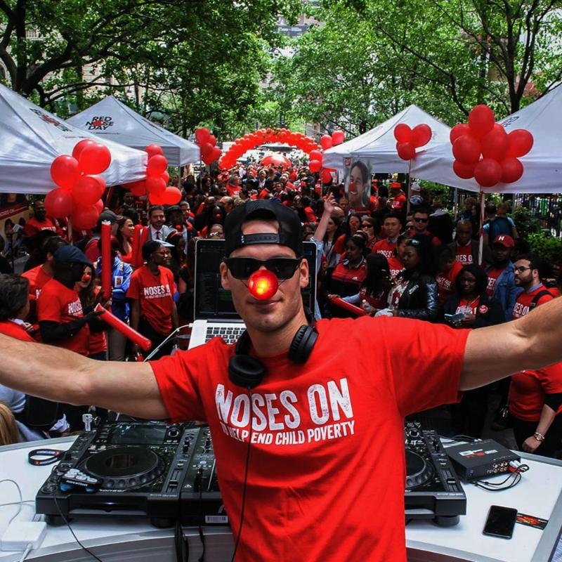 Rote Leuchtende Clownsnasen Cosplay-Nasen Zirkusnasen für Halloween Weihnachten Karneval Kostümparty Erwachsene Verkleidung