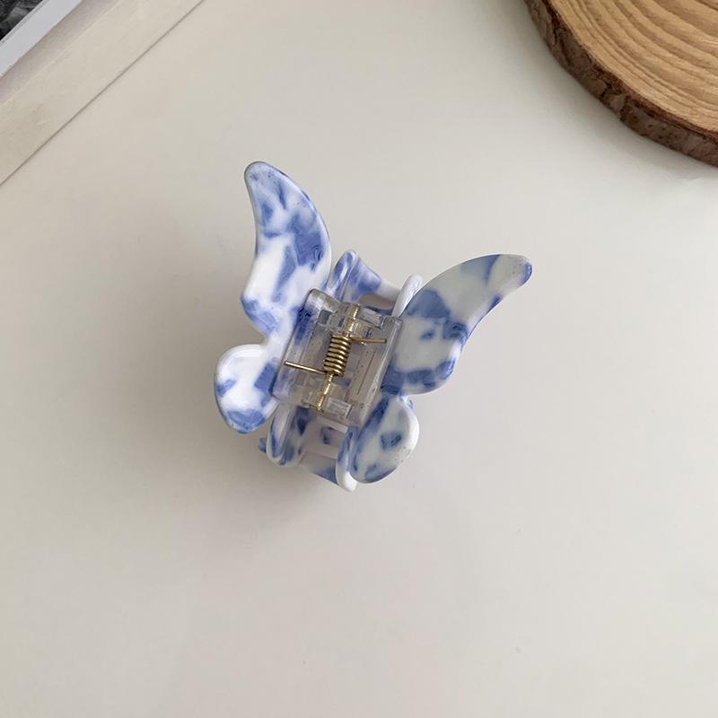 Retro Blue & White Porcelain Pattern Acetate Hair Claw