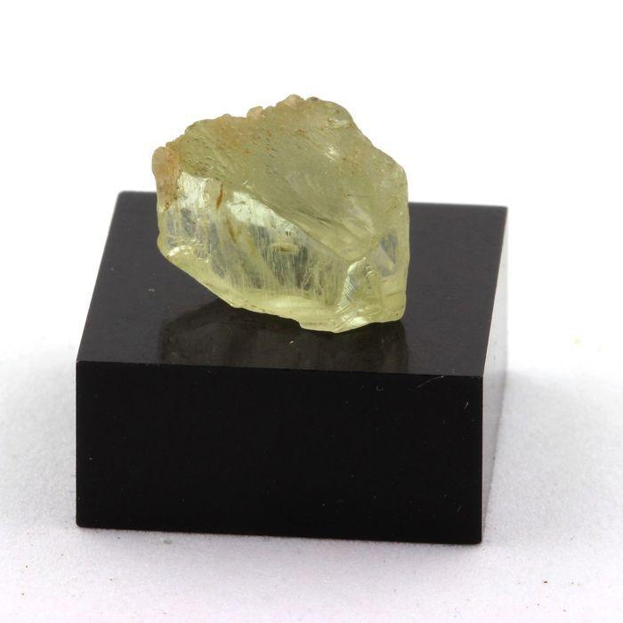 Pierres et Minéraux. Spodumene Hiddenite. 8.33 ct. Konar Province, Afghanistan.