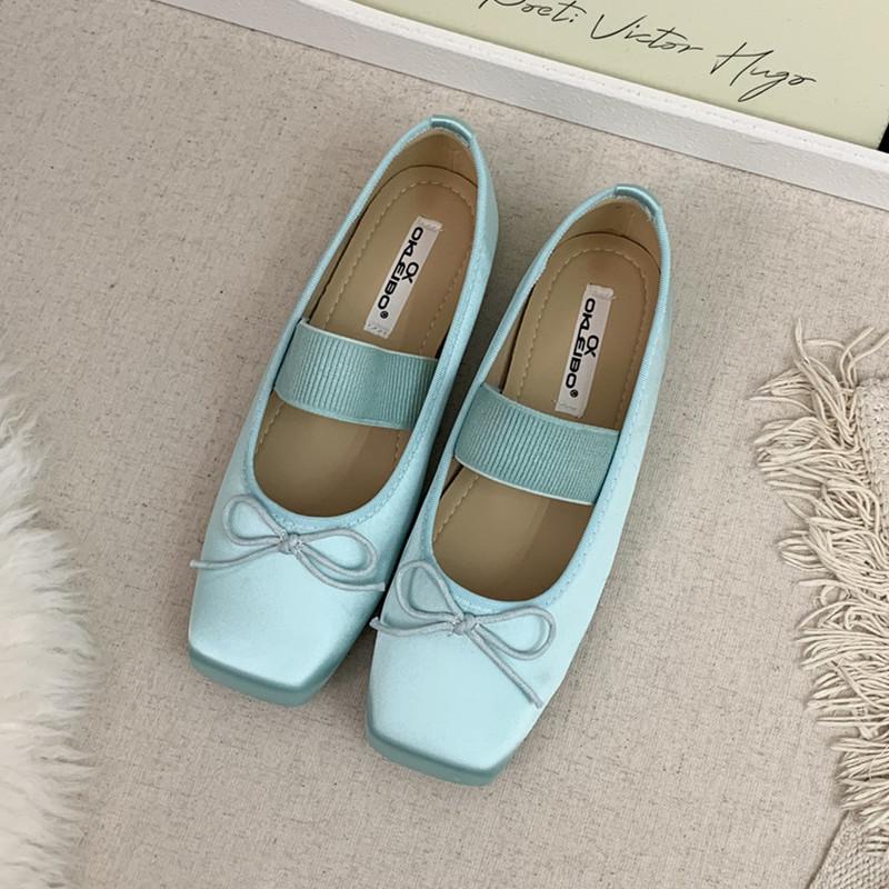 IPPEUM Женские балетки из сатина Мэри Джейн с квадратным носком из ПУ кожи серебристые балетки 245 небесно-голубой 5693₽