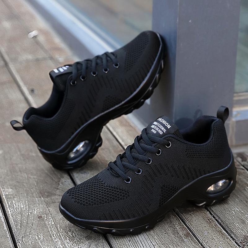 Summer Quanzhou women's shoes black running sports shoes mesh breathable casual shoes air cushion travel shoes platform non-slip shoes