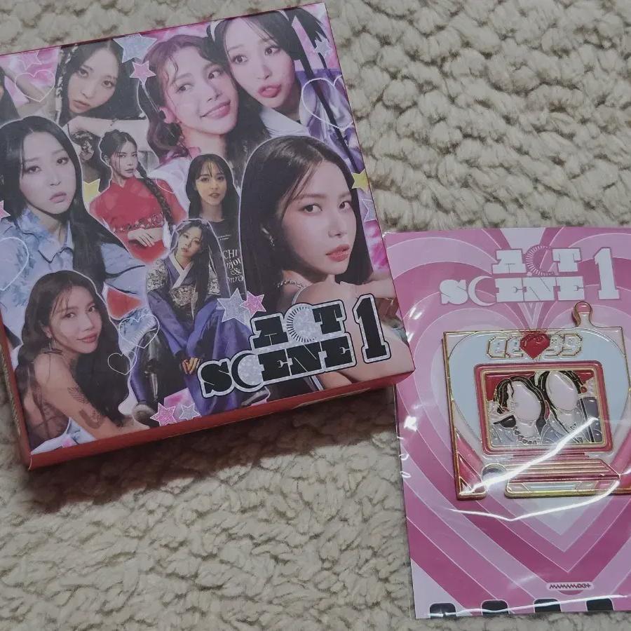 

MAMAMOO Плюс Значок Альбома