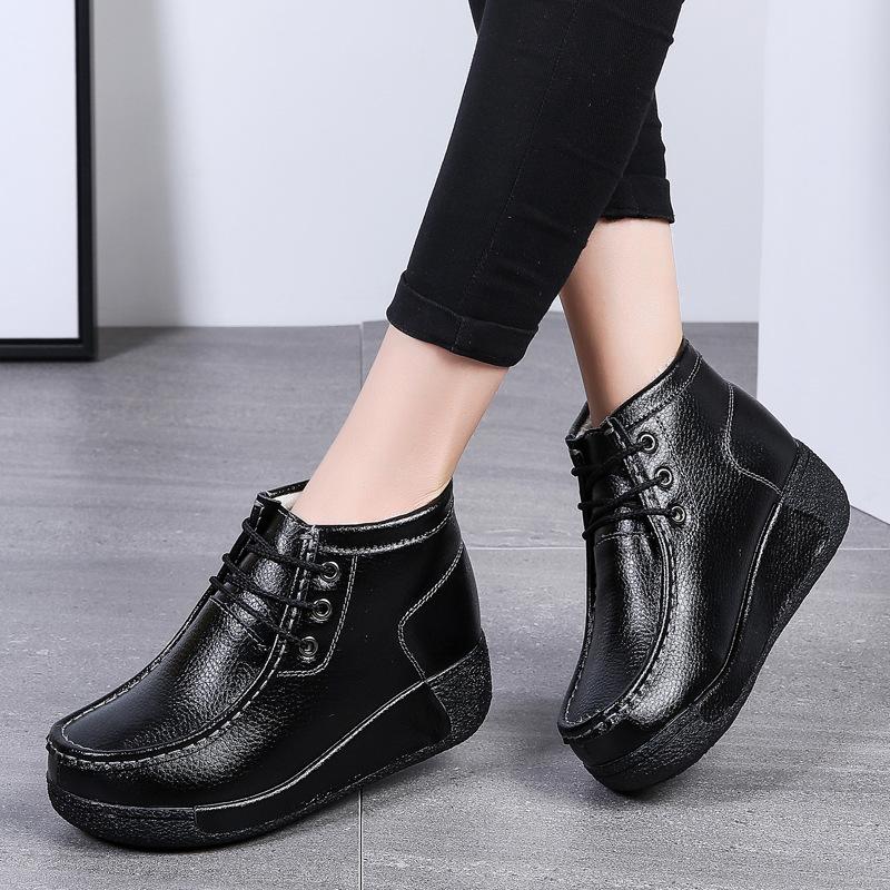 Snow Boots Women's Winter Velvet Warm Northeast Thickened Cotton Shoes Thick-soled Cotton Boots Outdoor Middle Boots Cold-proof