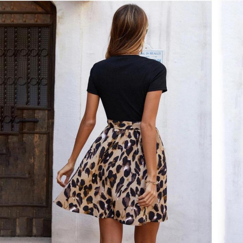 Καλοκαιρινό Γυναικείο Φόρεμα με λουρί με στάμπα με λεοπάρ