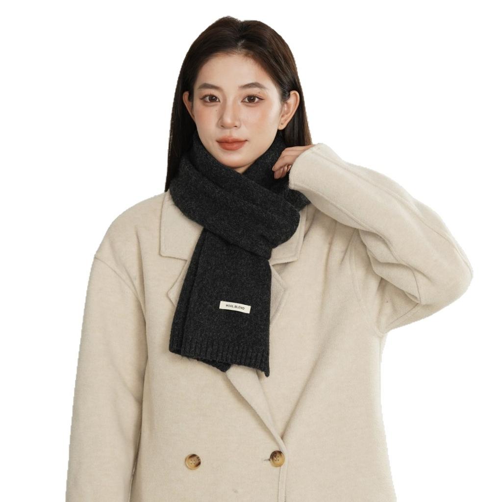 Minimalist Style Solid Color Knitted Scarf with Wool for Girls Winter Warm and Versatile Outdoor Soft Scarf.