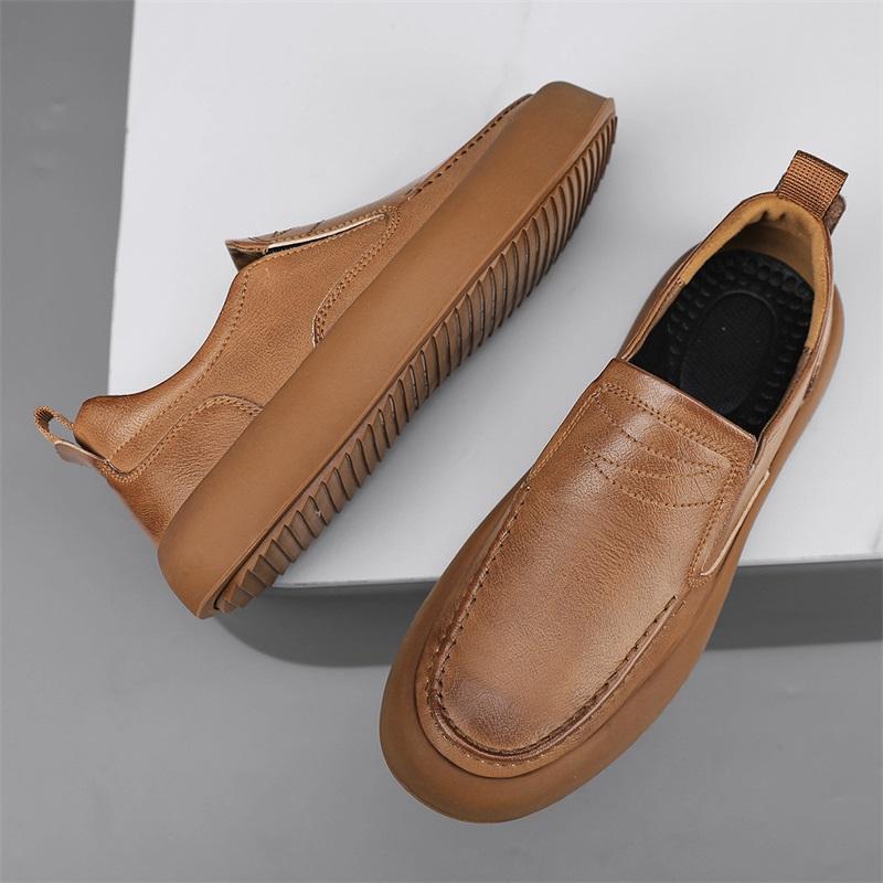 Fashion New High Quality Leather Men's Casual Shoes Breathable Slip On Walking Shoes Comfortable Driving Shoes Moccasins Men Sneakers