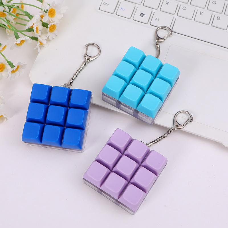 1Pcs Finger Keyboard Caps Toy Decompression Pendant Keyring Keys Button Keycap  Keychain Stress Relief Gadget For Adult