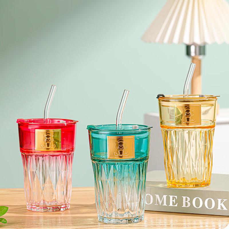

Zhenqi Gradient Bear Diamond Glass Straw Tumbler