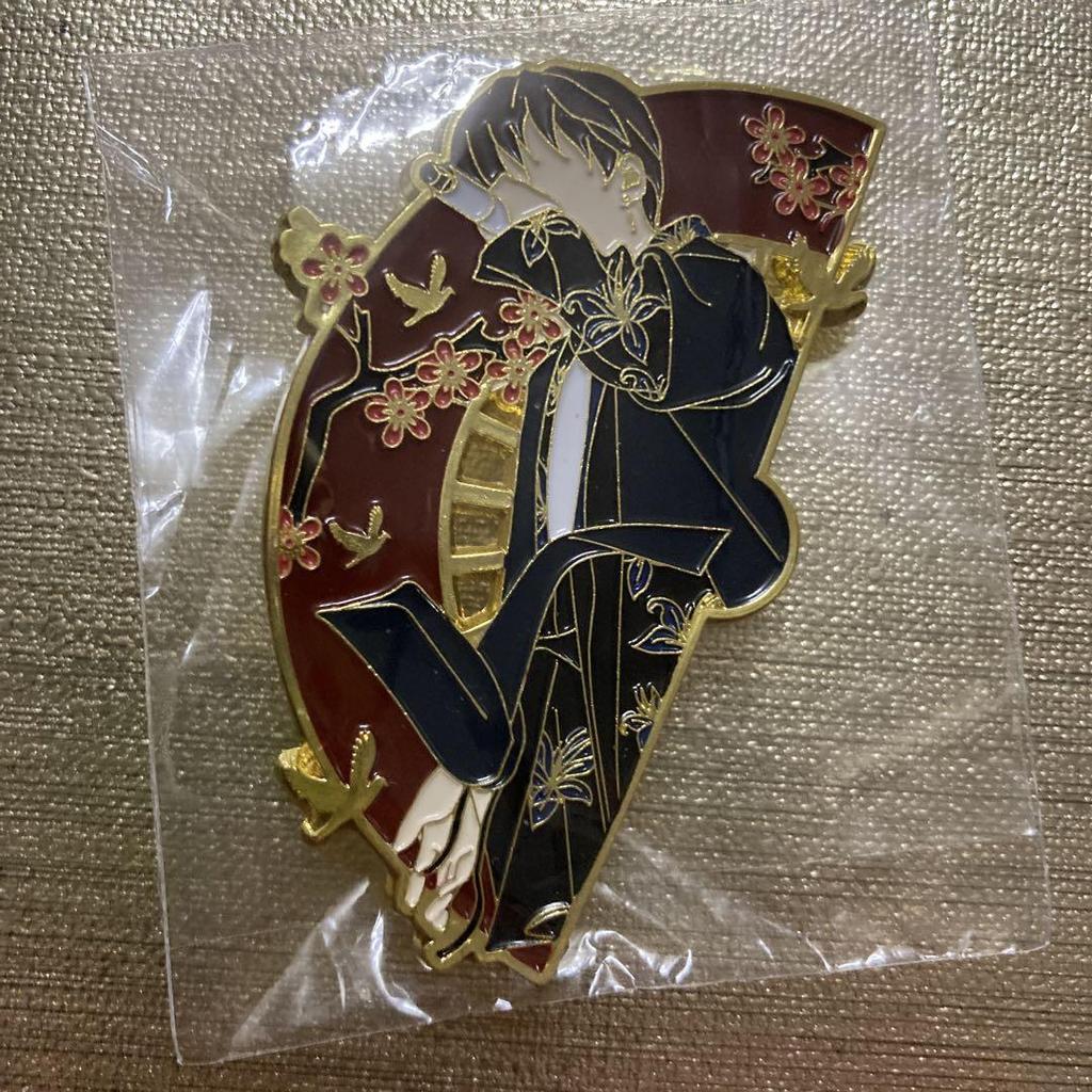 [USED] Japanese-style BTS double pin badge