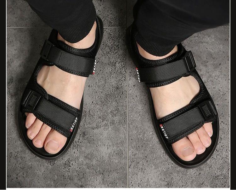 Fashion 2025 Summer New Designer Outdoor Sports Sandals for Men Fashion Casual Black Anti-slip Soft Base and Breathable Beach Shoes Man