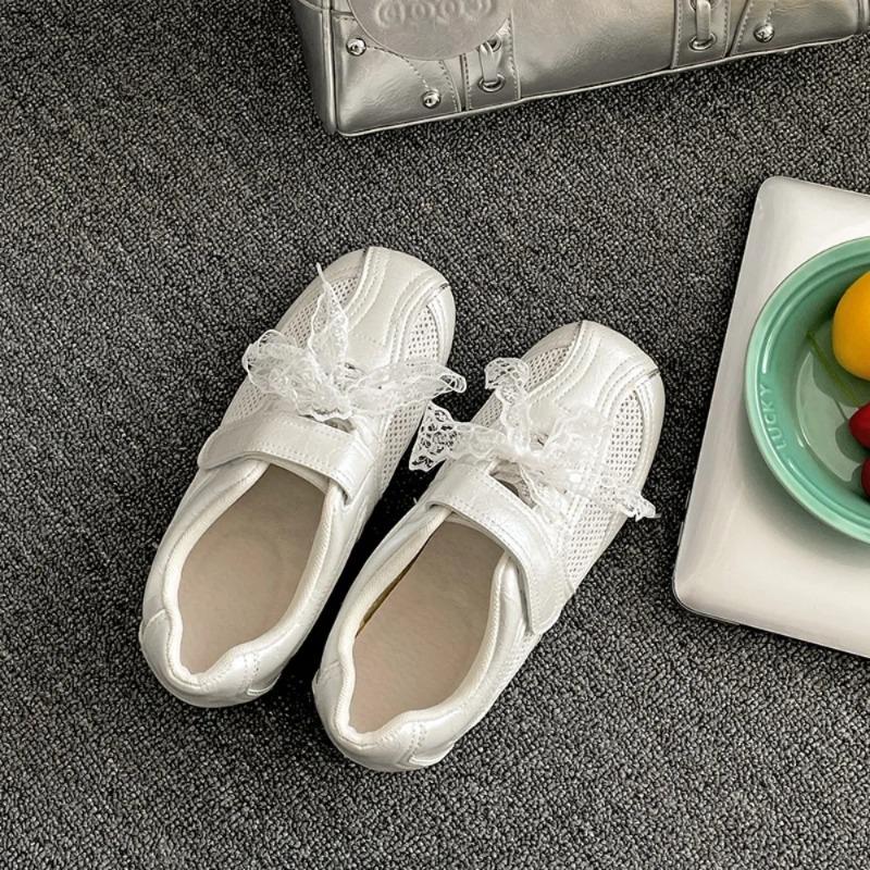 Fashion Women Casual Shoes Silver Retro Ballet Style Velcro German Training Shoes Women New Versatile Lightweight Soft Soled Board Shoes