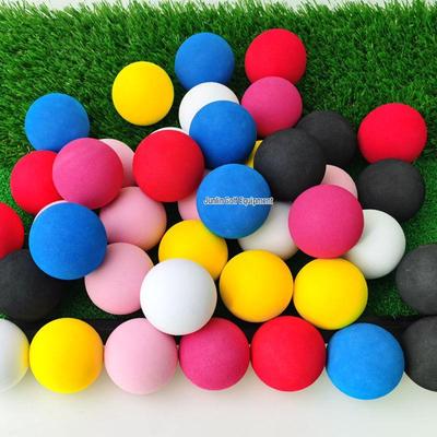 50mm EVA-Schaumstoff Golf Übungsball - Indoor Unterhaltungsspielzeug, Einfarbig