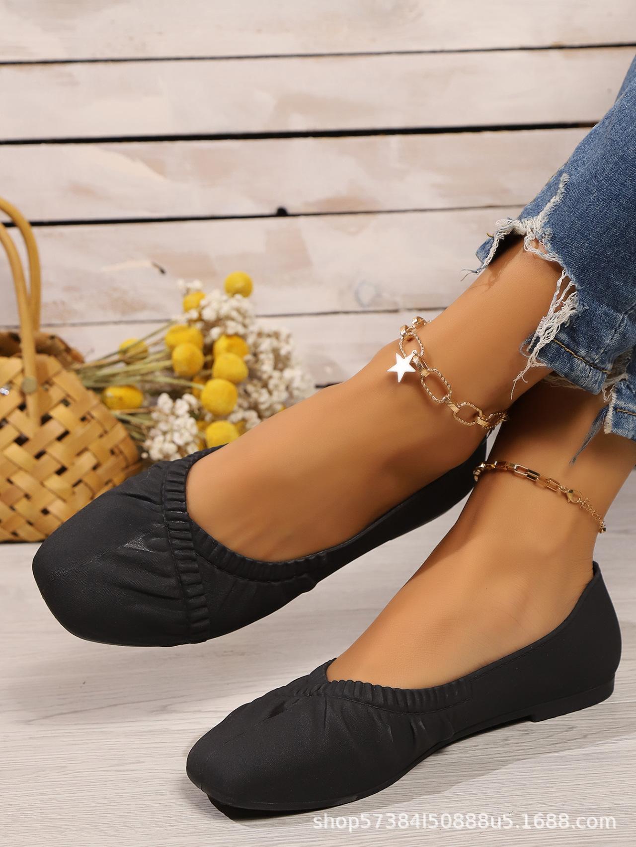 

Shallow single shoes waterproof shoes fashionable low-top deodorant lightweight rubber shoes square head grandma shoes lazy shoes rainproof shoes ligh 37 чёрный