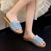 Fashion Fashion Tassel Decorated Flat Heel Outdoor Slippers Women 2025 Summer Luxury Glitter Pearl Chain Beach Sandals Soft Sole Slides