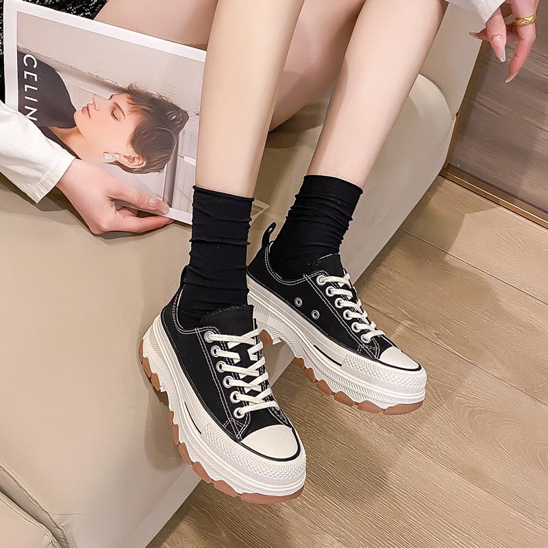 Women's Thick-Soled Canvas Shoes with Height-Boosting Wave Soles - 2026 Spring/Autumn Casual Sports Sneakers.