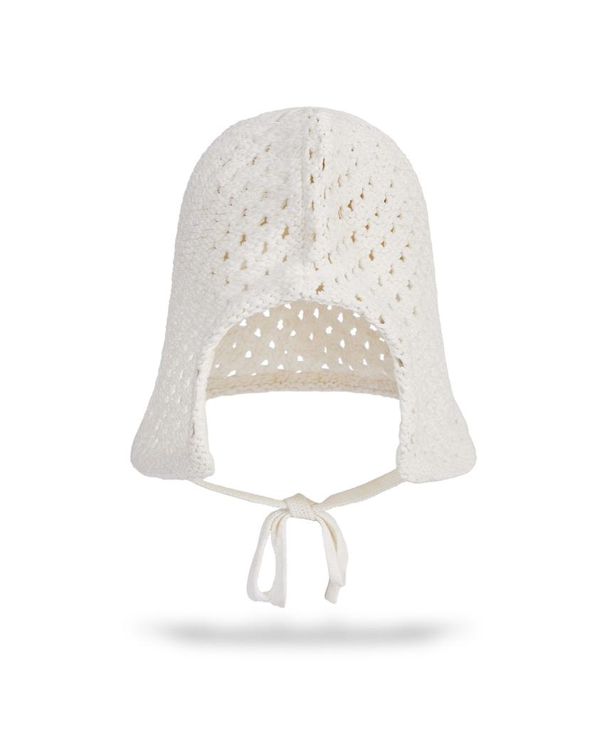 Bajal Va Curved Oval Metallic Knit Punching Bonnet Hat Cream
