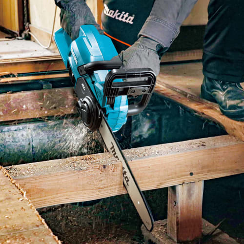 Makita 300mm rechargeable chainsaw 18V battery and charger sold separately MUC307DZ