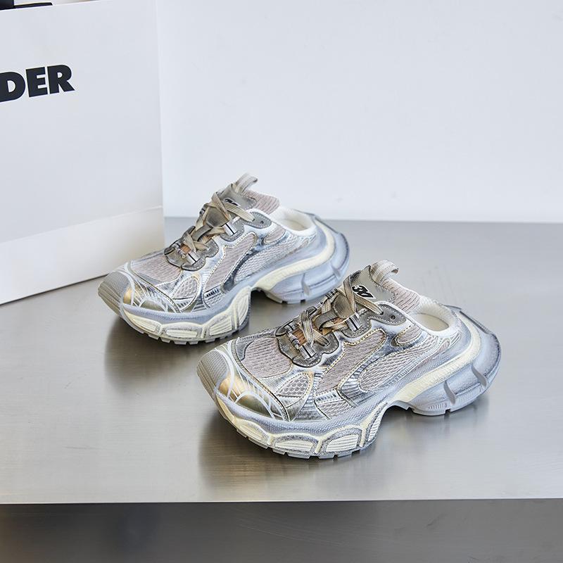 2025 Damen Retro Sommer Papa Schuhe: 9. Generation Halbslip 3XL Sportliche Baotou-Hausschuhe