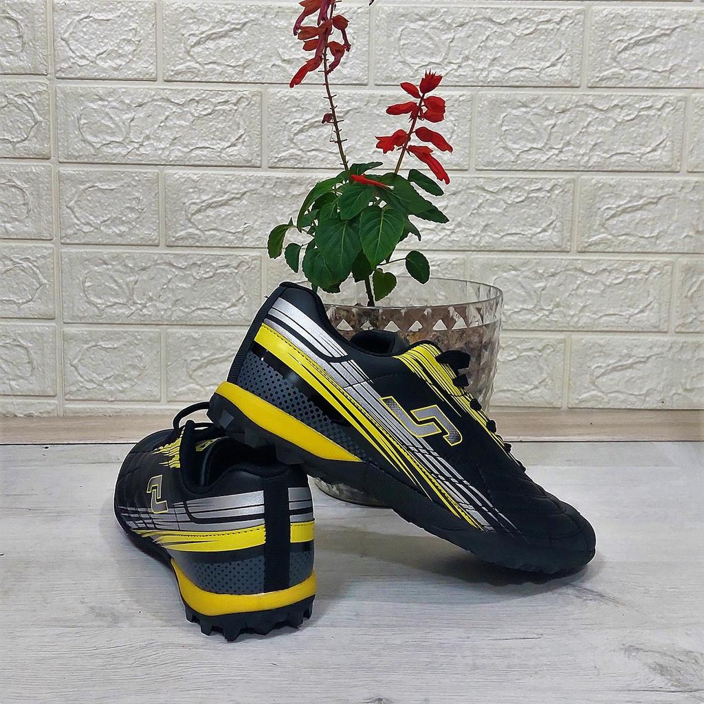 Jump 29117 Black-Yellow Lace-up Astroturf Football Shoes