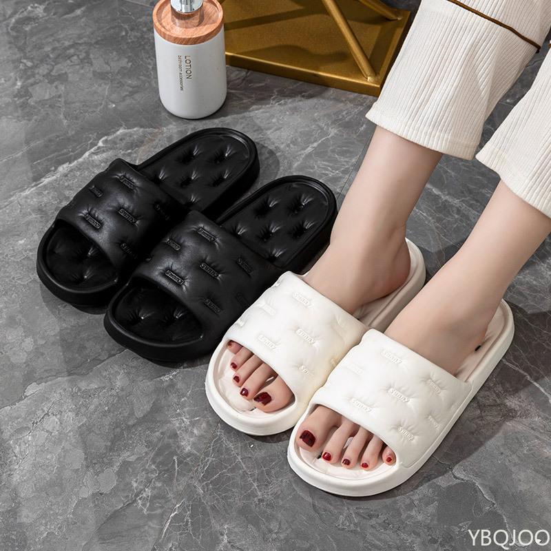 Fashion Couple Bathroom Slippers Men Women Household Hollow Shoes Bathing Breathable Slipper Male Soft Soled Non Slip Slippers Homme