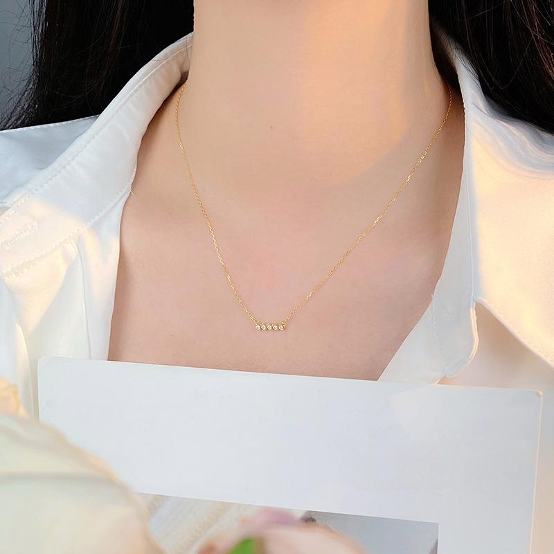Temperament Mosan Diamond Spiral Necklace, Female Minority Design Sense, New Advanced Sense Collar Chain