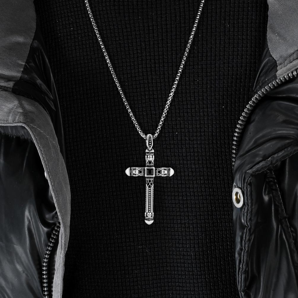 Vintage European and American Style Stainless Steel Cross Necklace for Men Niche Punk